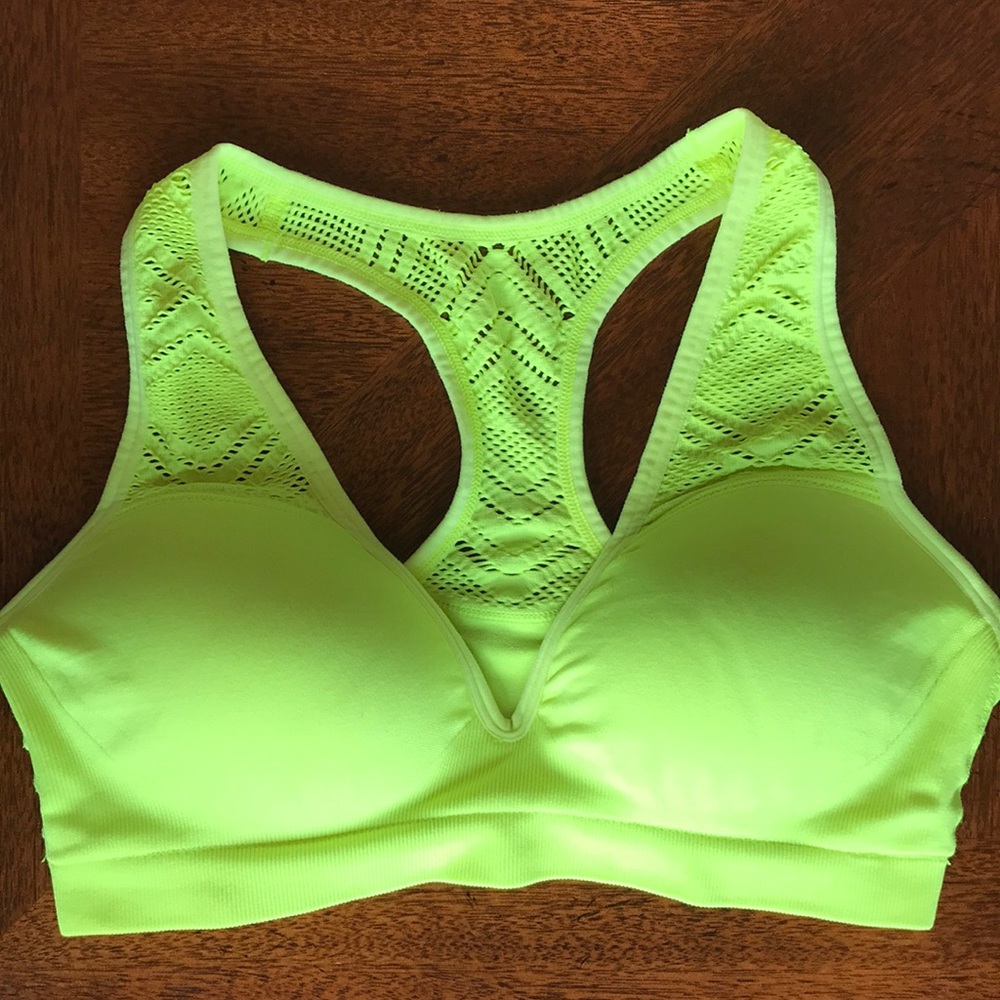 Pink Victoria’s Secret yoga gym sport M bra